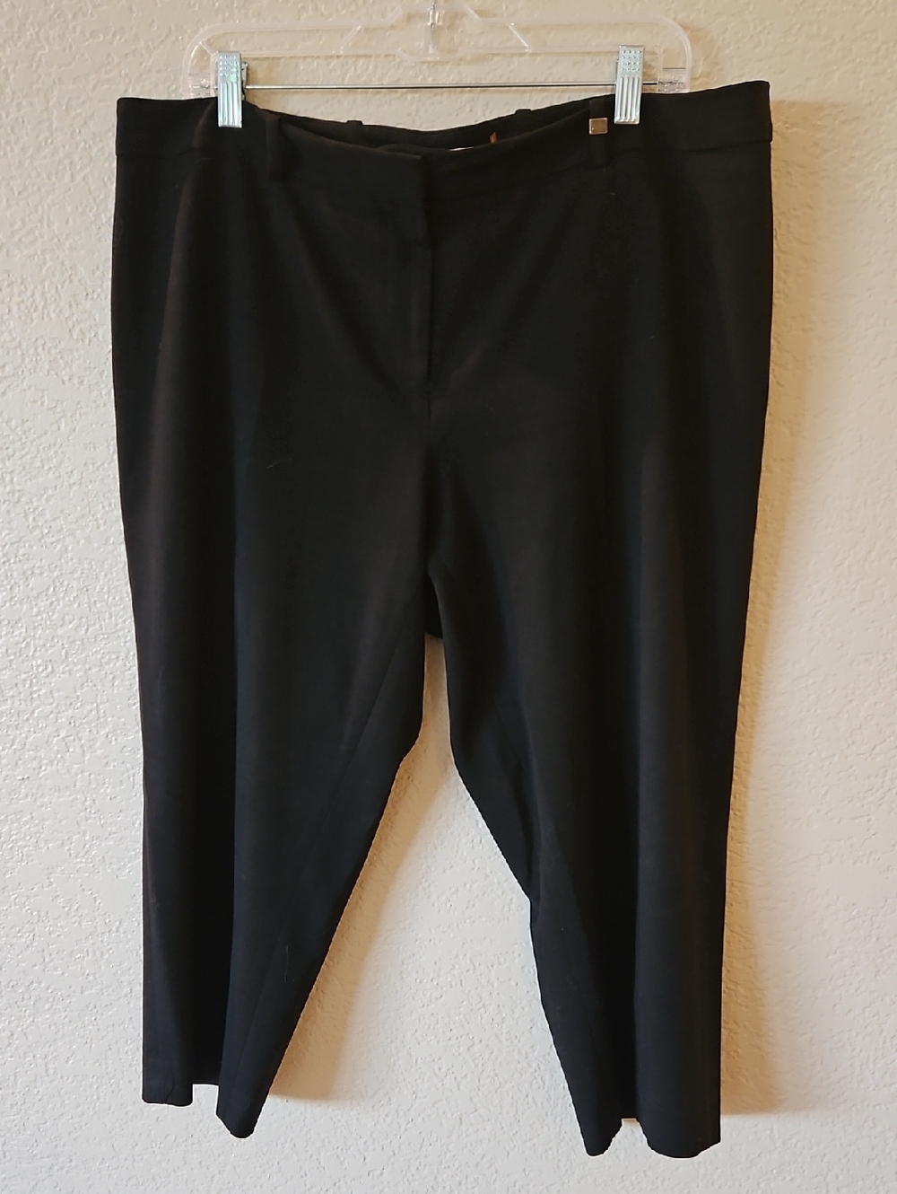 Calvin Klein Black Women's Trouser Cropped/Capri Pant Size 16
